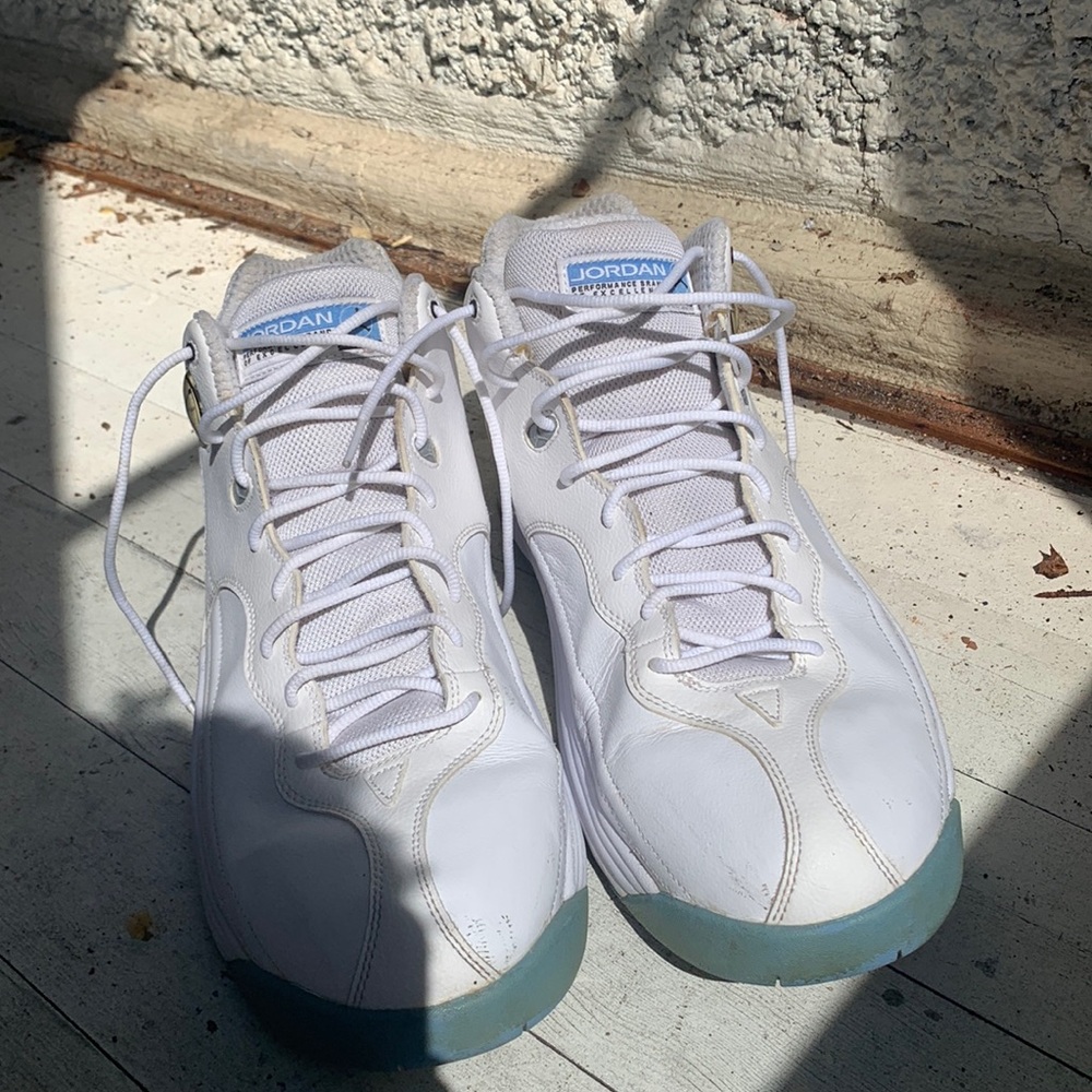 Size 14 Jordan jump man team 1 white university. 2014’s